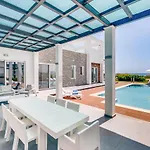 Seafront Villa Maya By Ruidoso Luxury